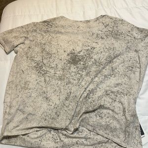 Brand new never worn lululemon back in action short sleeve size 6